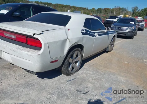 2009 Dodge Challenger R/T из США, поврежденный, VIN 2B3LJ54T59H509765